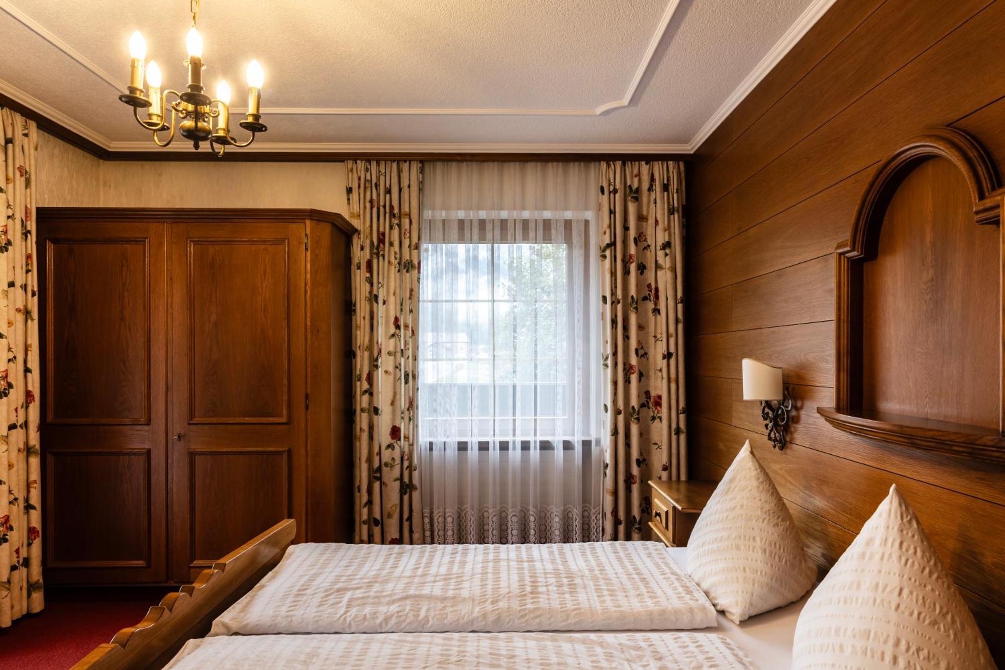 Hotel Elisabeth 쇼페나우 외부 사진
